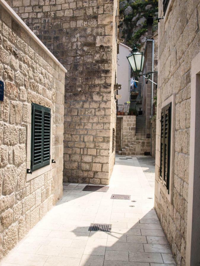 Apartamento House Nataniel In Omis Near Sea Exterior foto