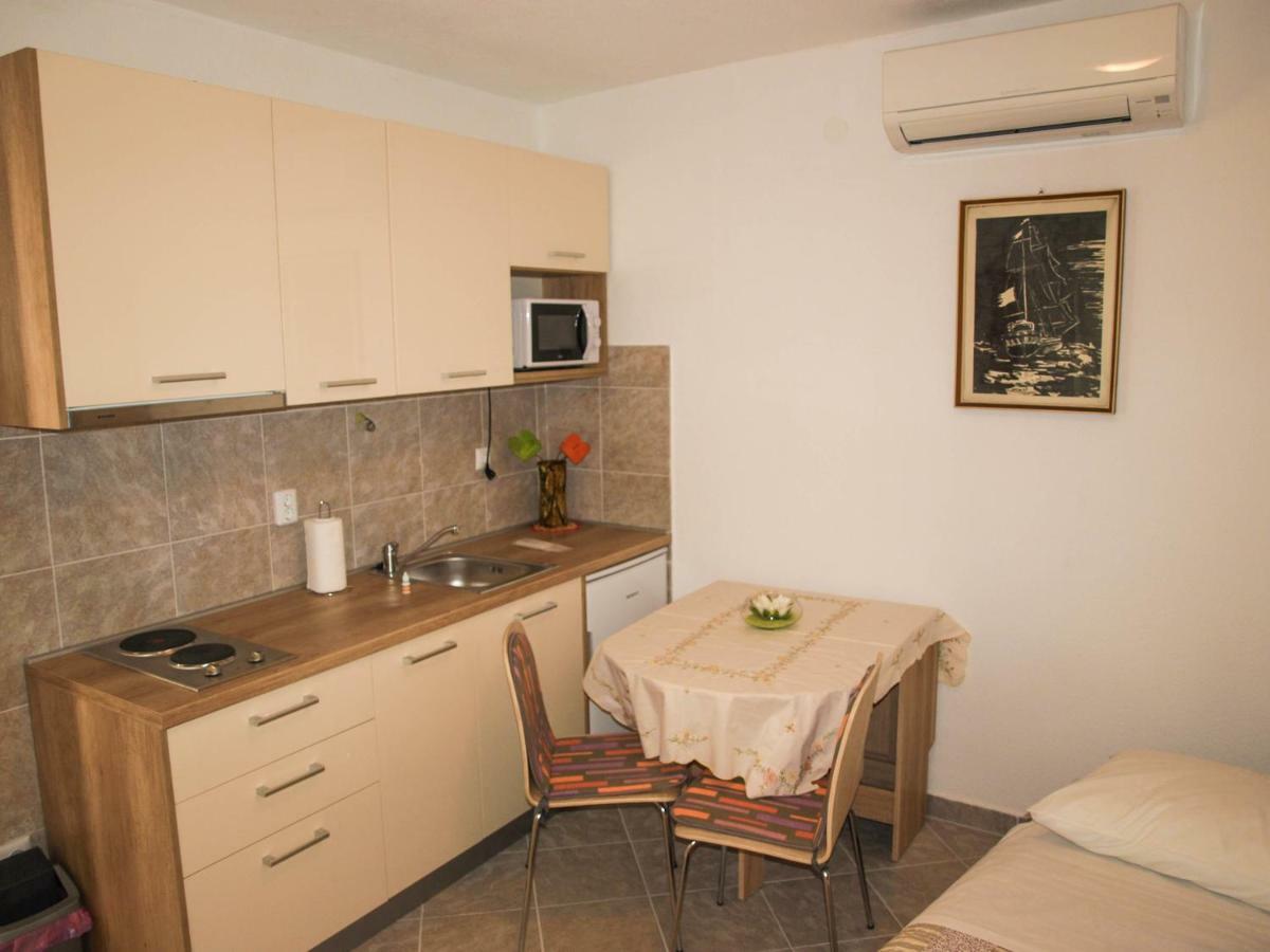 Apartamento House Nataniel In Omis Near Sea Exterior foto