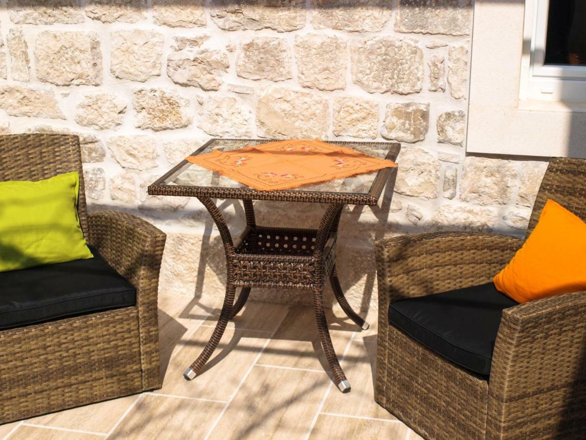 Apartamento House Nataniel In Omis Near Sea Exterior foto