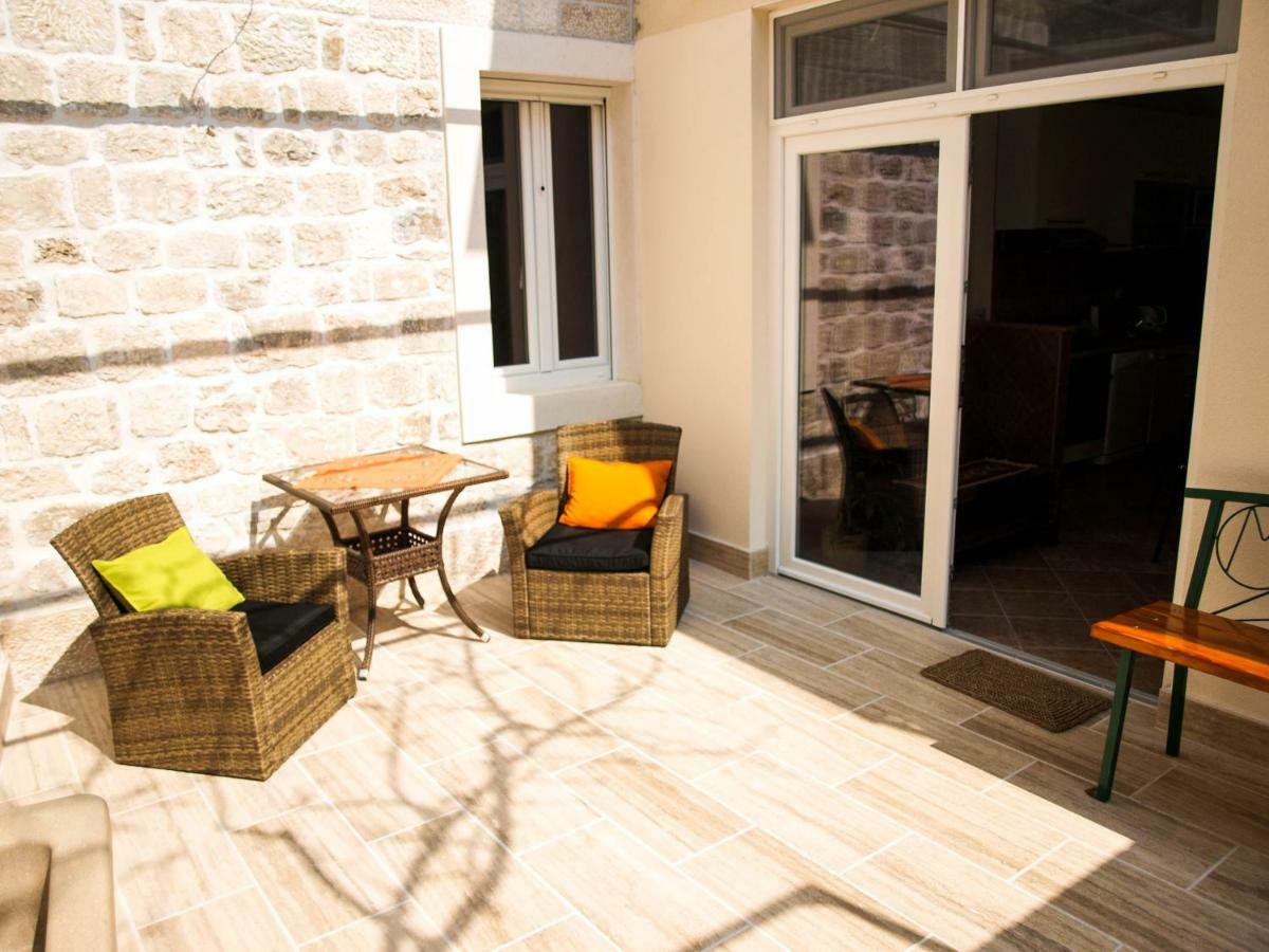 Apartamento House Nataniel In Omis Near Sea Exterior foto
