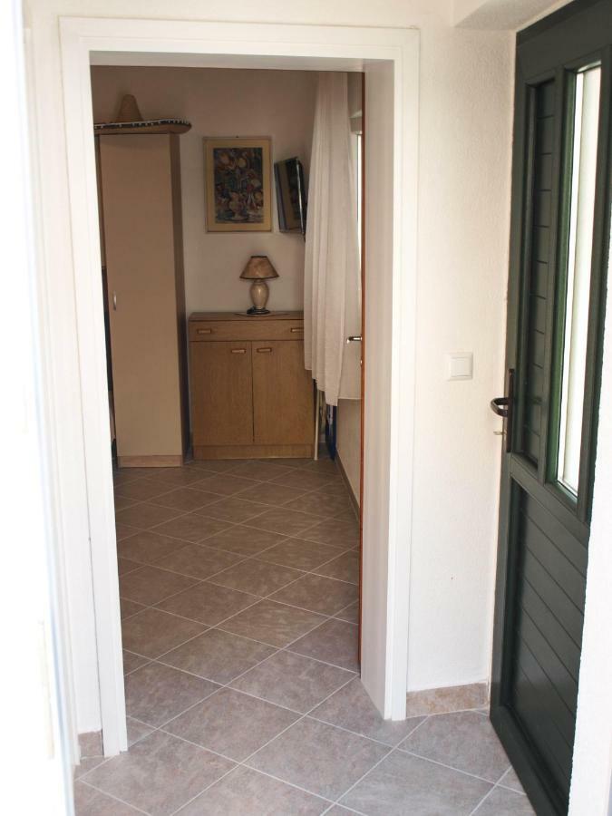 Apartamento House Nataniel In Omis Near Sea Exterior foto