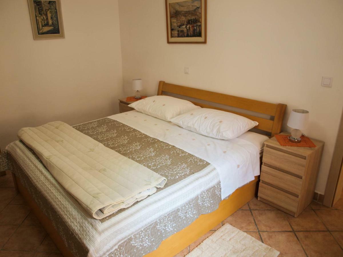 Apartamento House Nataniel In Omis Near Sea Exterior foto
